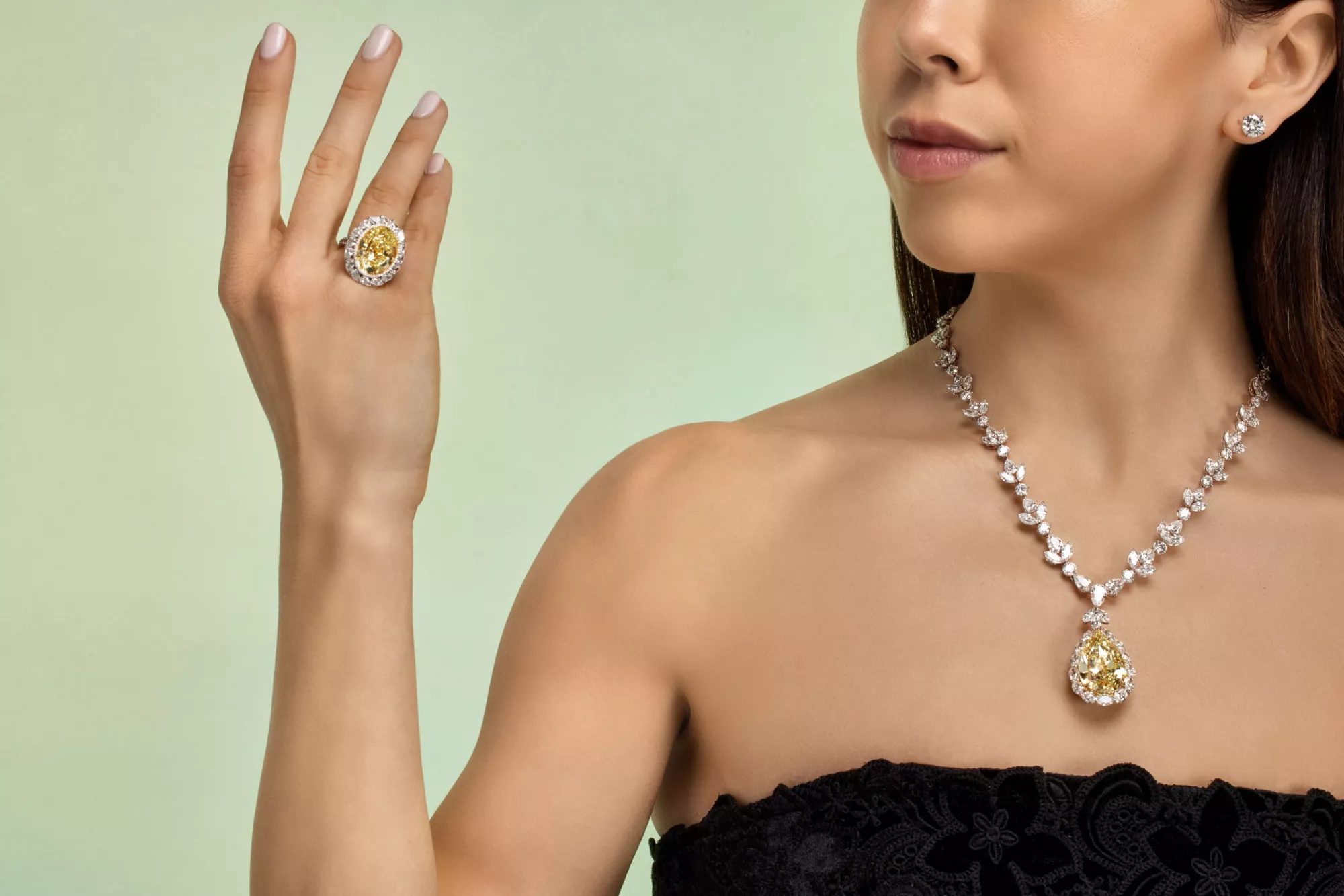 Why Yellow Lab Grown Diamonds Are Trending in Engagement Rings